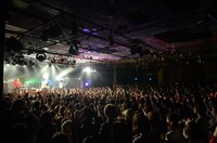 メレンゲ「雨四光」の様子。