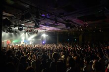 メレンゲ「雨四光」の様子。