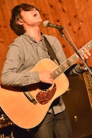 戸渡陽太（撮影：古溪一道、石井亜希）