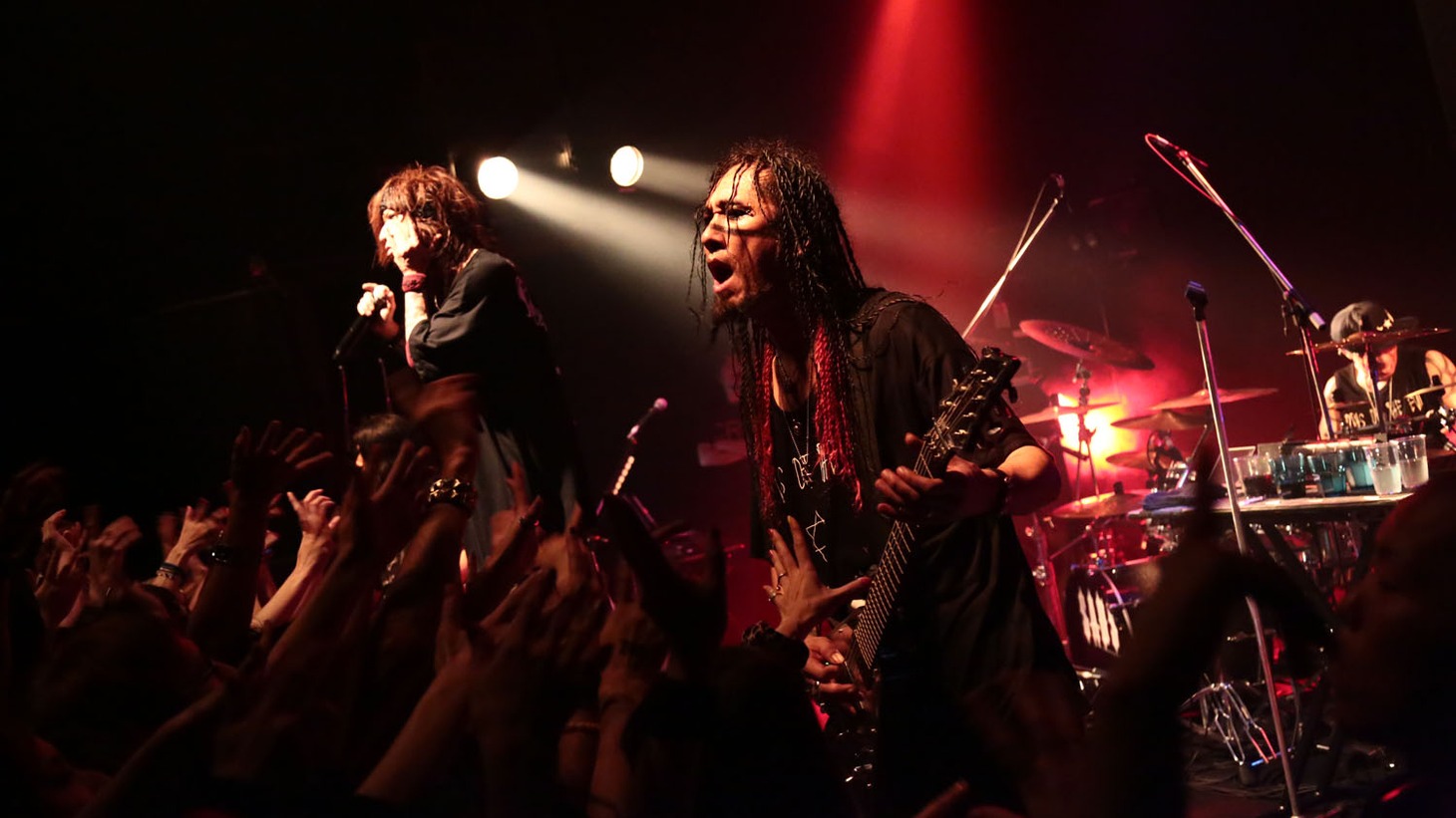 sadsが出演した「mito LIGHT HOUSE 25th anniversary～祝盃～」の様子。（撮影：今井俊彦）