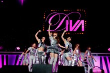DIVA「DIVAプレミアムライブ」の様子。