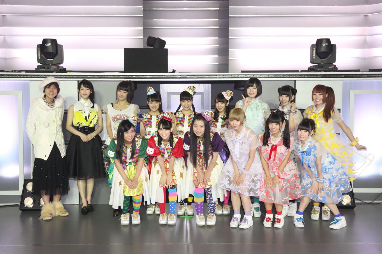 「ニッポン放送 ミュ～コミ＋プラス プレゼンツ 秋の学園祭・おんなもアリ～な!?」出演者の集合写真。