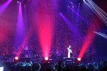 GLAY「GLAY ARENA TOUR 2014-2015 Miracle Music Hunt」11月29日の静岡・エコパアリーナ公演の様子。