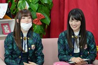 左から松村沙友理、中田花奈。