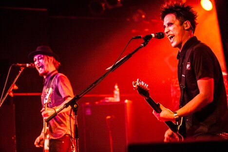 「GEEKS ONEMAN SHOW【ALKALOGIC MARKET】」東京・原宿アストロホール公演の様子。