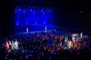 「アップアップガールズ（仮）ライブハウスツアー2014 ハイスパートキングダム」の様子。