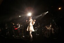 TRUSTRICK「Year's End Curtain Call」の様子。