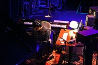 「冨田ラボ 即興作編曲 SHOW -NEW ALBUMレコーディング初日大公開！-」の様子。