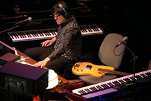 「冨田ラボ 即興作編曲 SHOW -NEW ALBUMレコーディング初日大公開！-」の様子。