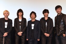 映画「BUMP OF CHICKEN “WILLPOLIS 2014” 劇場版」公開記念 スペシャルトークショーの様子。