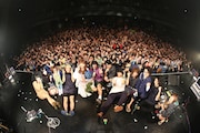 「HighApps Vol.22 -collaboration『スリーピース~クソバンドたちの逆襲~』」ライブ終演後の記念撮影。