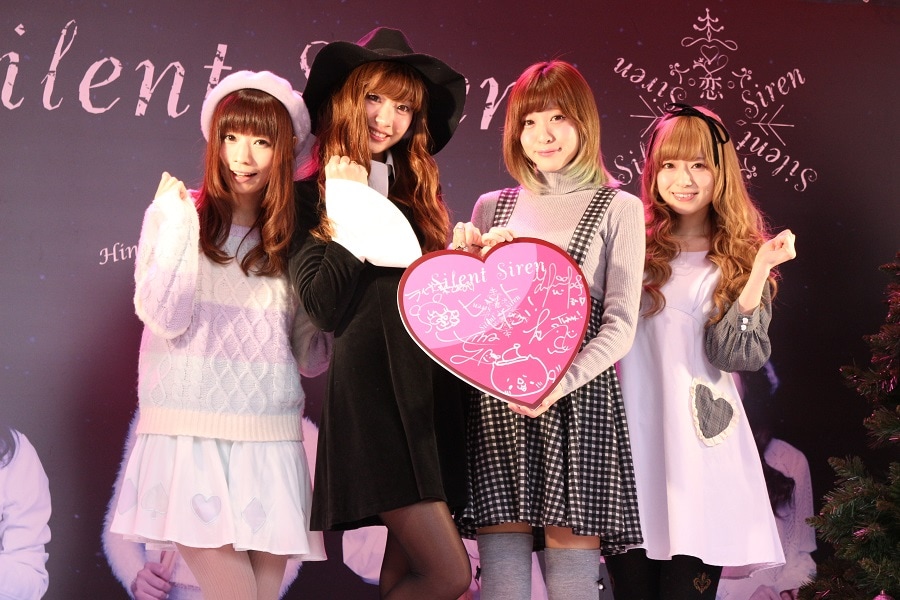 Silent Siren「恋い雪」リリースイベントの様子。