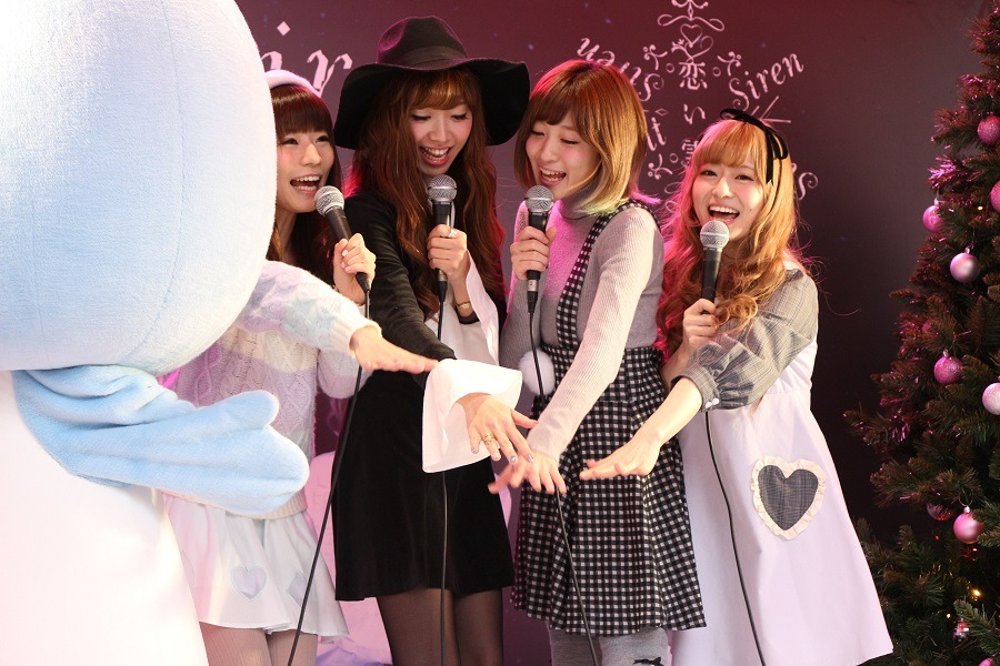 Silent Siren「恋い雪」リリースイベントの様子。