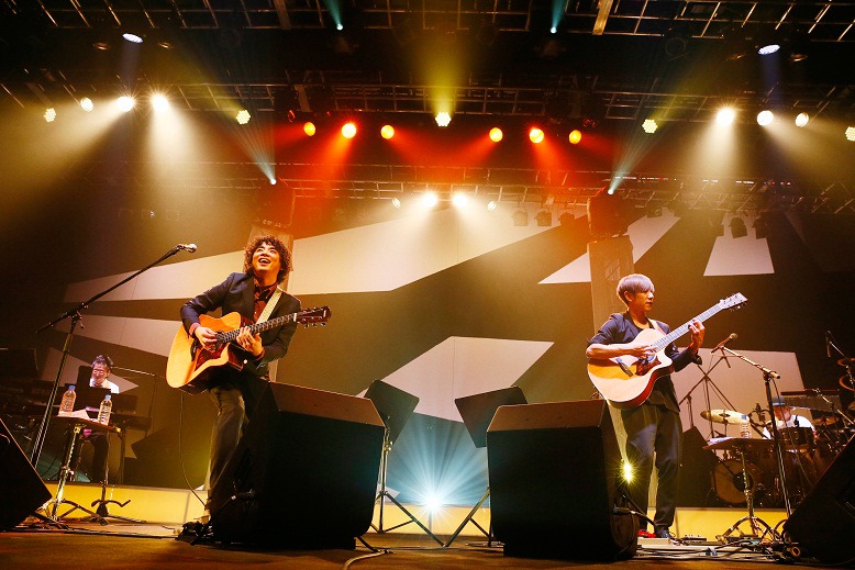 「DEPAPEPE ASIA TOUR 2014『Kiss』」東京・AiiA Theater Tokyo公園の様子。