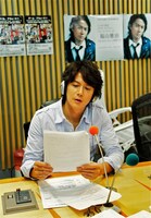 2011年、東日本大震災の被災地復興支援のため放送された「ラジオ・チャリティー・ミュージックソン スペシャル」放送時の福山雅治。