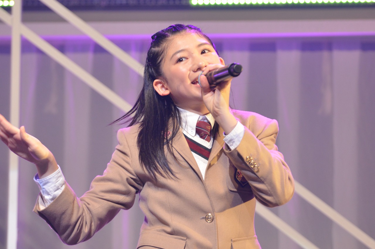 磯野莉音