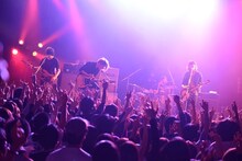 LEGO BIG MORL「LEGO BIG MORL TOUR 2014『YOU t OUR』」TSUTAYA O-EAST公演の様子。 （Photo by RUI HASHIMOTO［SOUND SHOOTER & STINGRAY］）