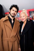 平井堅とシーア。