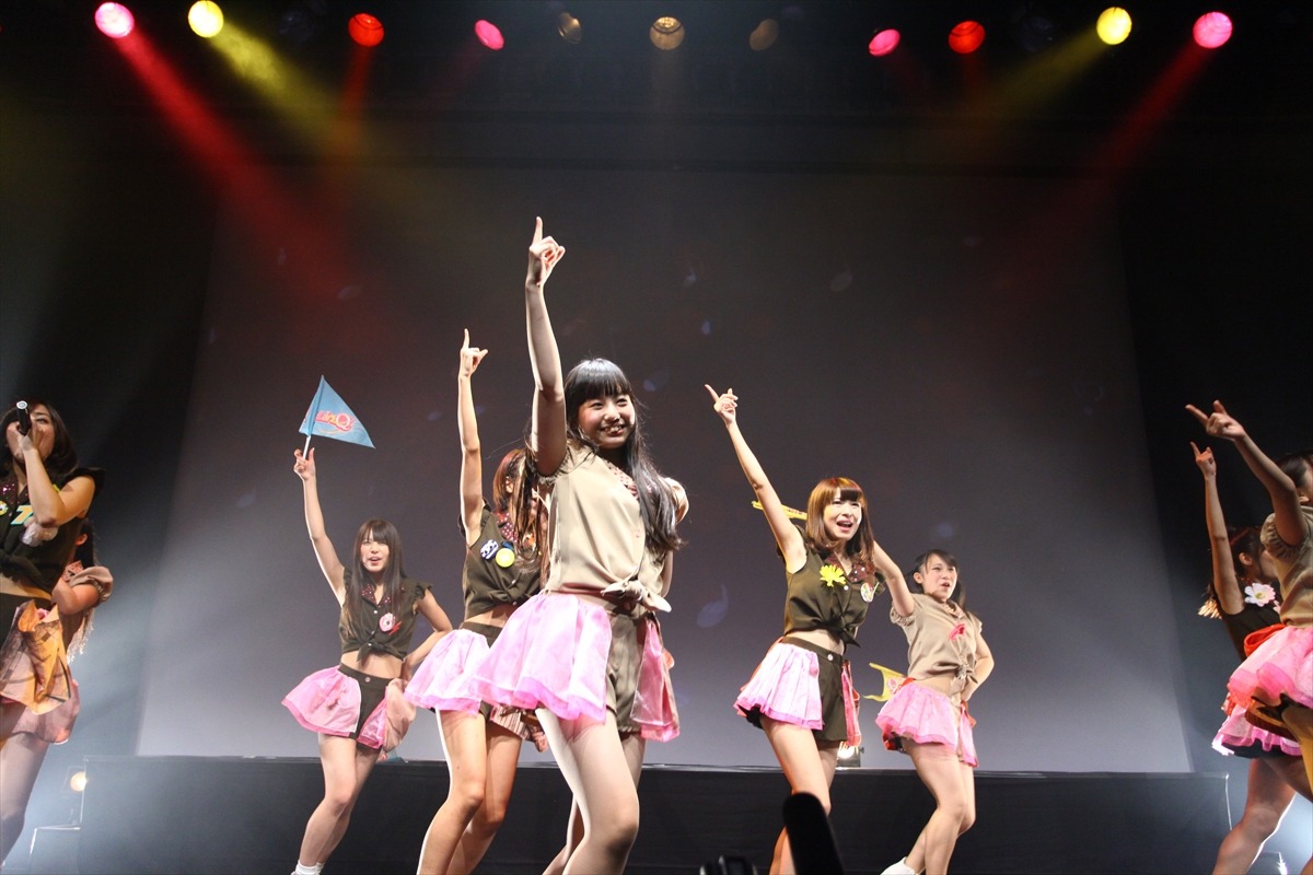 LinQ城崎はるな卒業公演「照らすベストホール!!～城崎はるなラストLIVE～」の様子。