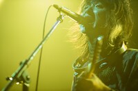 稲村太佑（G, Vo）（Photo by AZUMA Tatsuya）