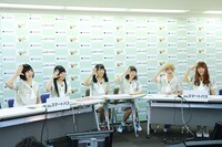 「でんぱ組.inc×モンスト『ストライクショットを世界にお届け！』生放送！」の様子。