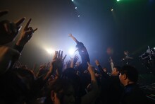 Fear, and Loathing in Las Vegasのパフォーマンスの様子。