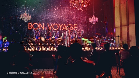 「isai VL」のCM「異才の声」編のワンシーン。