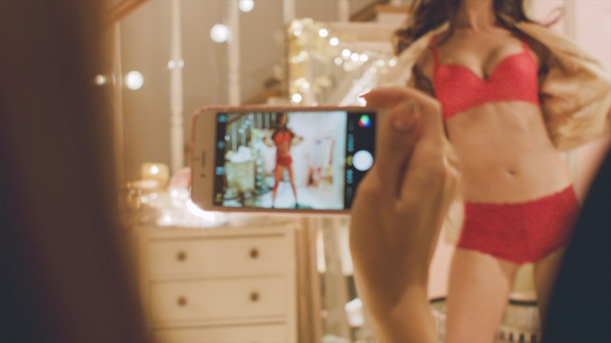 「#PJ_GIRL movie[vol.2]」のワンシーン。