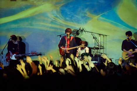 米津玄師「LIVE 帰りの会・続編」東京・LIQUIDROOM公演の様子。（撮影：中野敬久）