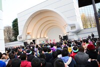 チームしゃちほこ「クリスマスバブルパーティイベント」の様子。