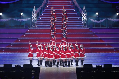 乃木坂46「Merry X'mas Show 2014」12月13日公演の様子。