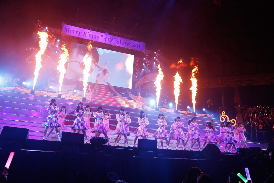 乃木坂46アンダーメンバー「アンダーライブ セカンド・シーズン FINAL！～Merry X'mas "イヴ" Show 2014～」の様子。