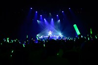 東京・渋谷公会堂で行われた「春奈るなライブ2014-WINTER-」の様子。