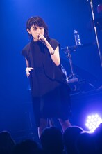 家入レオ「LEO IEIRI LIVE 12/13 ～ thanks 2014 ～」の様子。（撮影：田中聖太郎）