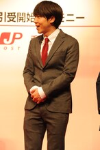 ロッチのコカドケンタロウ。