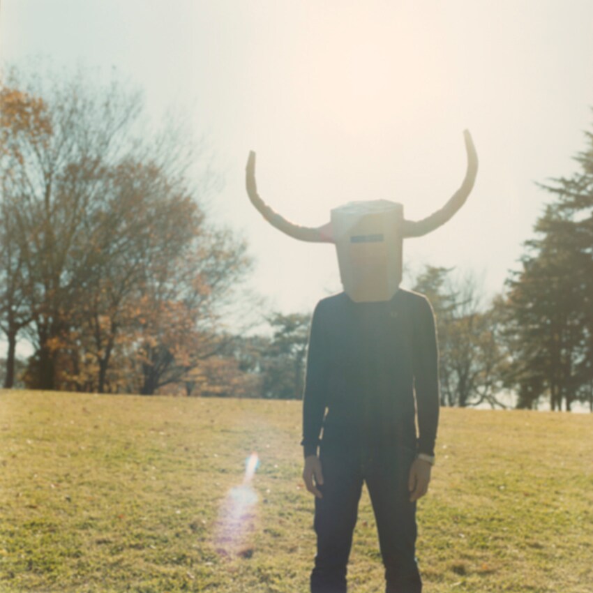 eastern youth“お面の男”が動き回る「街の底」PV公開