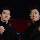 東方神起、限定“赤い水上バス”でお台場を遊覧