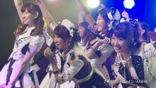「755」CMのAKB48バージョンのワンシーン。