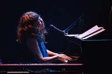 矢野顕子（撮影：三浦憲治）