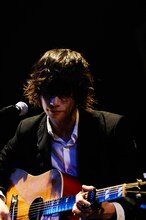 川上洋平（Vo, G / [Alexandros]）（Photo by Takimoto"JON..."Yukihide）