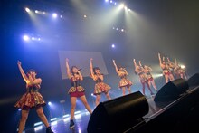 GEMによるライブの様子。