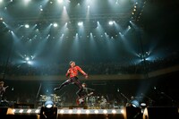 THE BOOM「25 PEACETIME BOOM FINAL」東京・日本武道館公演の様子。（撮影：中川正子）