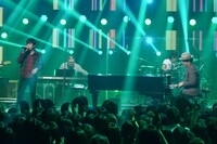 スキマスイッチのスタジオライブの模様。 (c)日本テレビ