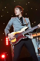 ROY（Vo, B）（撮影：橋本塁［SOUND SHOOTER］）