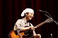 星野源（撮影：三浦知也、五十嵐一晴）