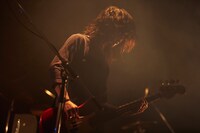 小林亮平（B / The SALOVERS）