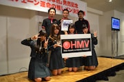 ニコニコ生放送「10福チェーン運命の推しメン決定会議」の様子。