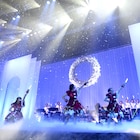 エビ中、新曲初披露&バンド生演奏ありのXmas公演1日目