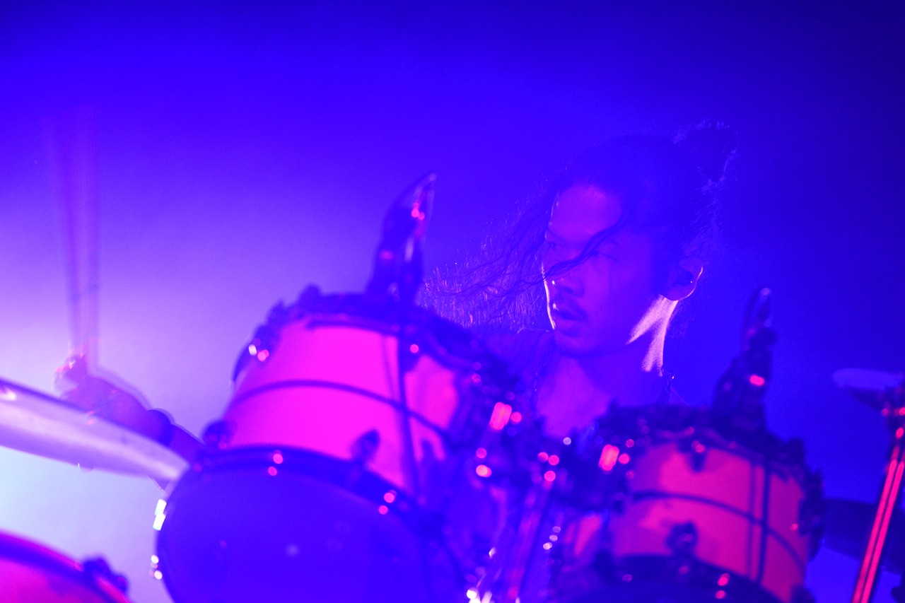 庄村聡泰（Dr / [Alexandros]）（Photo by Azusa Takada）
