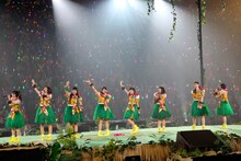 私立恵比寿中学「エビ中 真夏の南半キュリスマス」の様子。